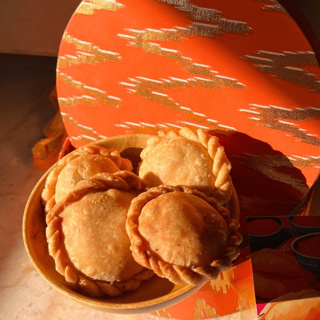 Mom’s Legacy Sugar - Free Gujiya (1 KG) – A Guilt - Free Holi Delight - Mom's Legacy