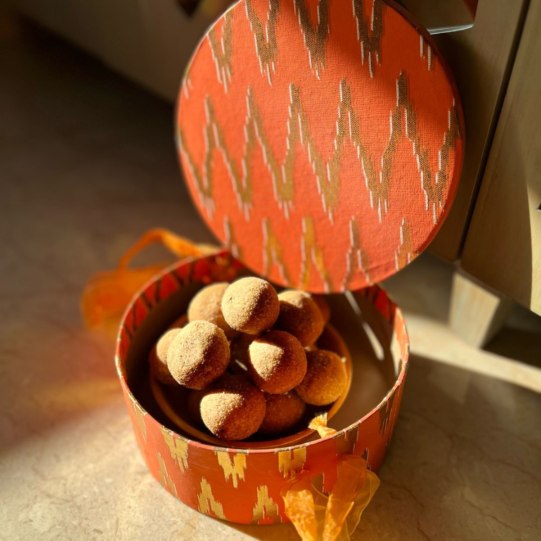 Besan Laddoo Mewa ( 1 KG )